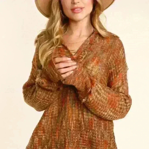 Fall Colored Fringe Detail Notch Neck Sweater - Picture 2 of 4